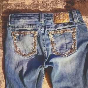 Miss Me signature series ankle skinny jeans with 29 inch waist